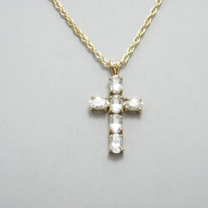 Vintage 9ct Gold Heavy Cross Dia Pendant Necklace 17 Inch Twist Chain Crucifix