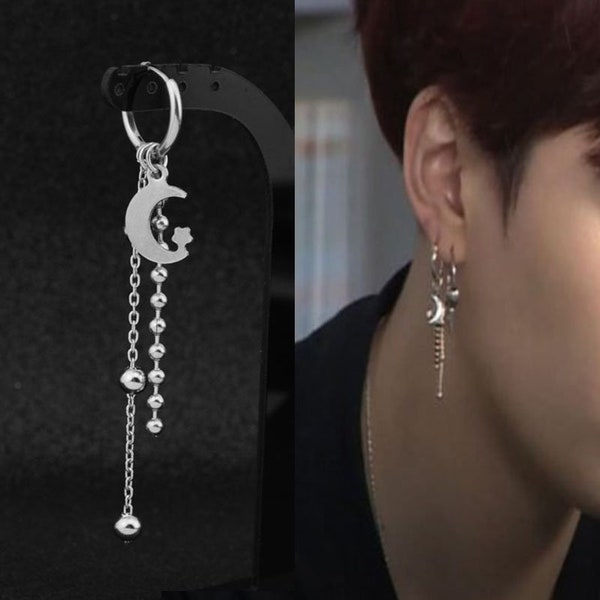 Elegant KPOP crescent moon tassel earring, Korean aesthetic earrings, Punk korean fashionn earrings, bts earrings, anniversary gift