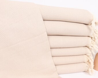 Coperta in cotone beige da 67x83 pollici, bomboniere per addio al nubilato, coperta per divano, regali per damigelle d'onore, coperta a zig zag, regalo per la nonna,