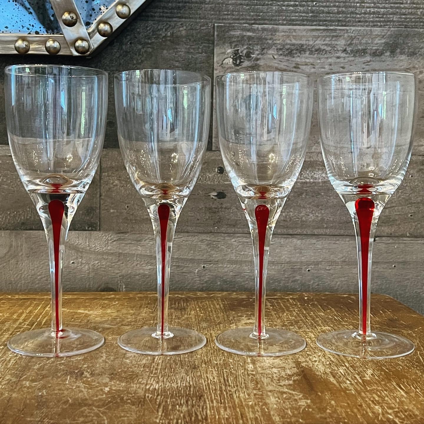 Set of 4 Red Teardrop Long Stem Clear Glass Wine Glasses Elegant