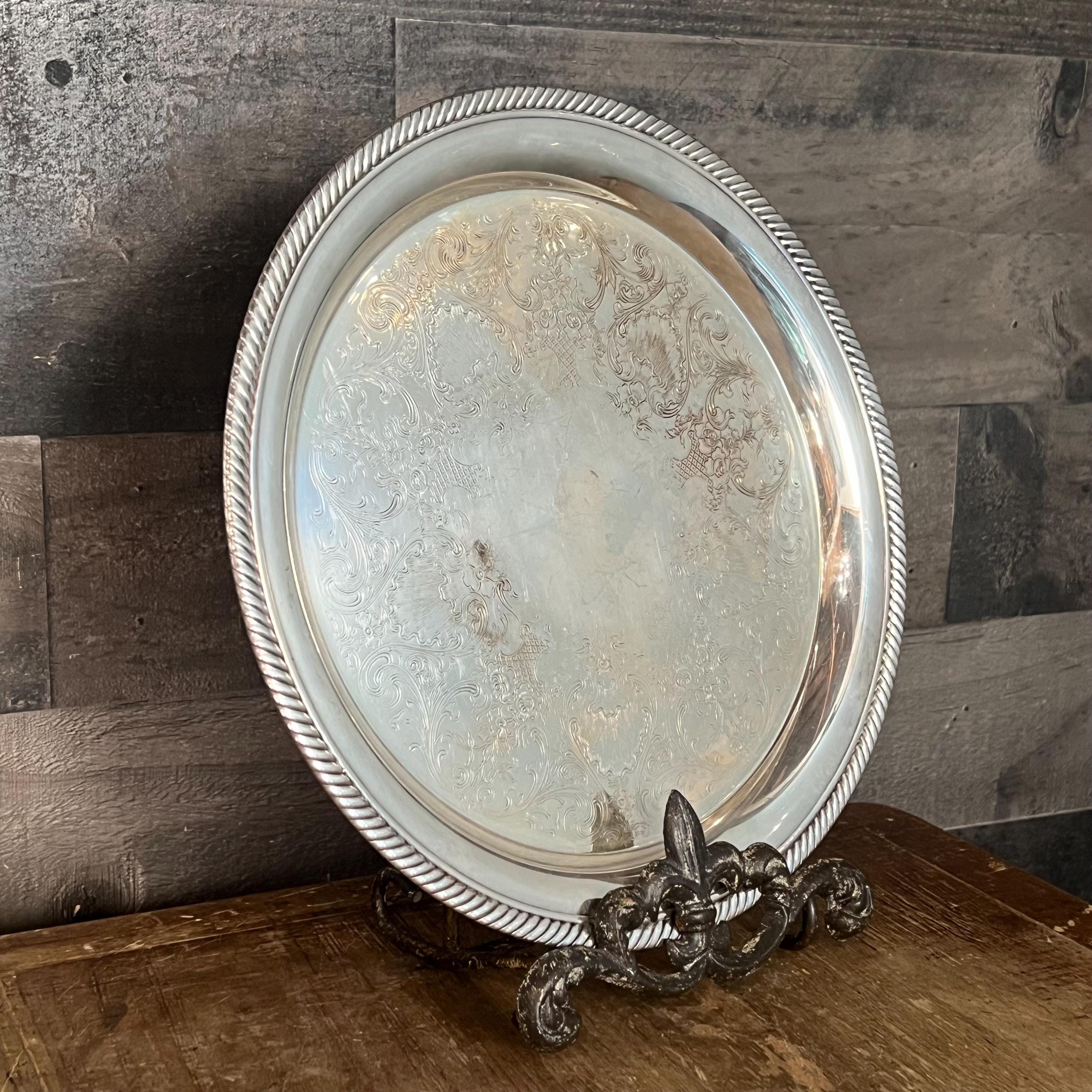 Vintage International Silver Company Castleton 670 Round