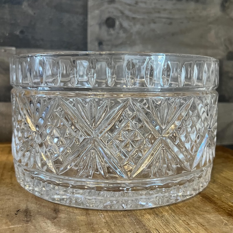 Godinger Dublin Crystal Salad Bowl - Thumbnail 2