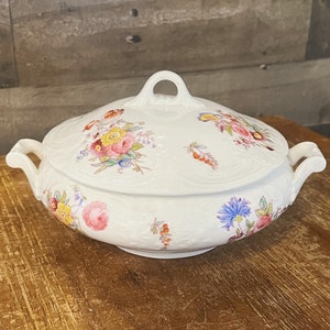 Antique Coalport china June Time Pattern tureen / casserole dish - floral Coalport - porcelain - made in England - bone china