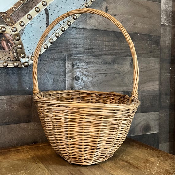 Vintage Woven Wicker Handled Basket - Gathering Basket - Garden
