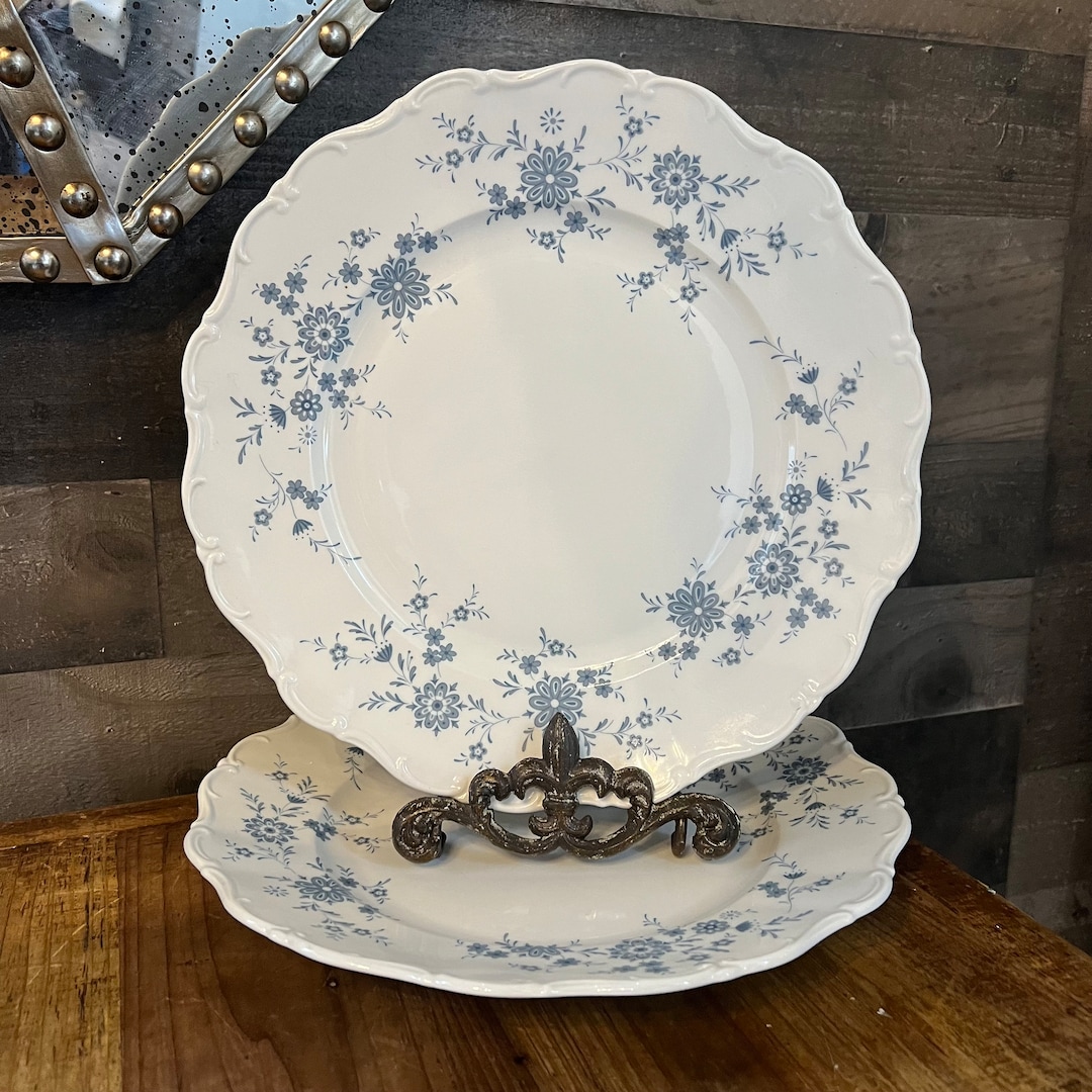 Seltmann Weiden　ゼルトマン ヴァイデン　春夏秋冬　四季の皿 Seltmann Welden Bavarian Blue Christina Porcelain White and Blue
