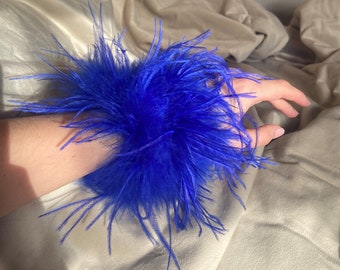 Ostrich Feather Slap On Cuff Bracelet - BLUE