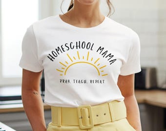 Homeschool Mama T-Shirt | Nature School Mom Life Tee