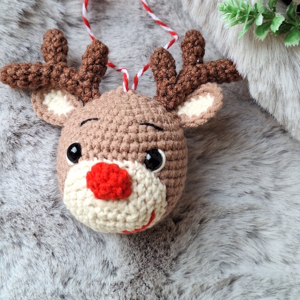 Crochet reindeer ornament , Reindeer toy for Christmas tree, Gift for Christmas, Amigurumi reindeer bauble, Cute Christmas decor