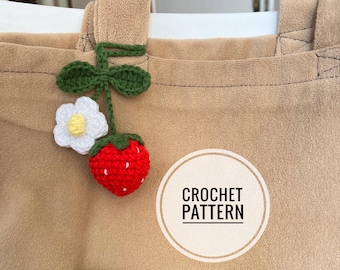 crochet strawberry bag charm pattern /  crochet keychain