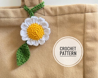 Schema per ciondolo a forma di margherita all'uncinetto: tutorial PDF per accessorio a forma di fiore per borsa