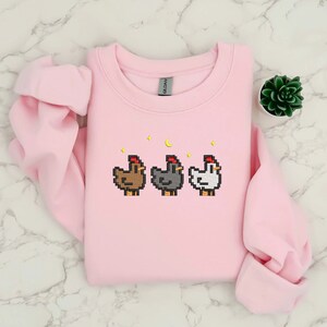 Pink Stardew Valley Sweatshirt – Hand-stitched Three Chickens, Cute Pastel Gamer Gift