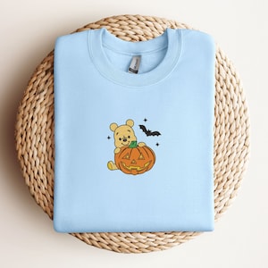 BESTICKTES Herbst Winnie Puuh Sweatshirt, Herbst Thema Rundhalsausschnitt, Benutzerdefiniertes Sweatshirt, Herbstpullover, Halloween Sweatshirt, Vintage Pullover