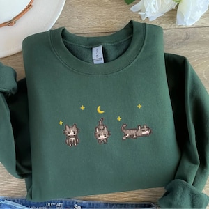 EMBROIDERED Stardew Valley Cat Sweatshirt, Perfect Gift for Gamers, Stand out with Gaming-inspired Fashion, Cozy & Cute Gaming Attire