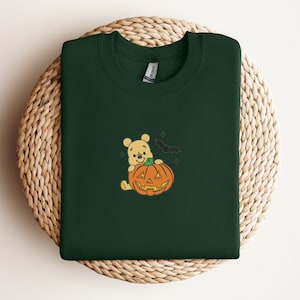 BESTICKTES Herbst Winnie Puuh Sweatshirt, Benutzerdefinierte Sweatshirt, Herbst Pullover, Halloween Sweatshirt, Vintage Pullover, Herbst Thema Rundhalsausschnitt