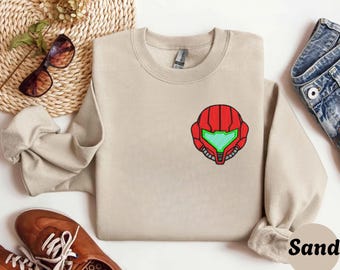 Retro Sci Fi Helm besticktes Sweatshirt, Gamer Geschenk, Weltraum Helm, Unisex Rundhals, Nerd Streetwear, gemütliches Gaming Top AA14