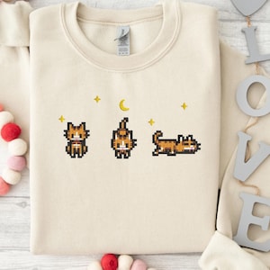 EMBROIDERED Stardew Valley Cat Sweatshirt, Yellow Cat, Perfect Gift for Gamers, Stand out with Gaming-inspired Fashion, Cute Gaming Shirt
