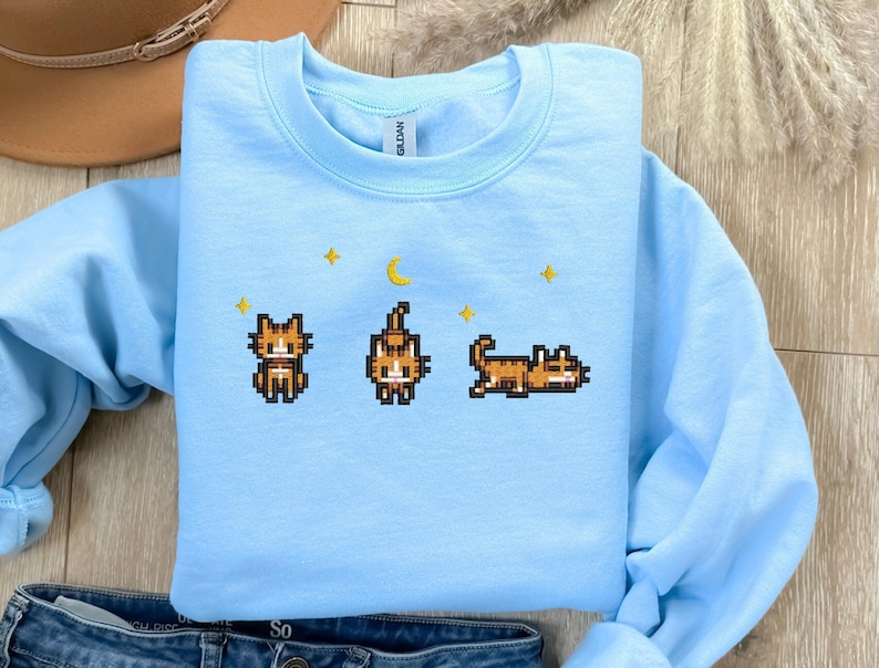 EMBROIDERED Stardew Valley Cat Sweatshirt, Yellow Cat, Perfect Gift for Gamers, Stand out with Gaming-inspired Fashion, Cute Gaming Shirt