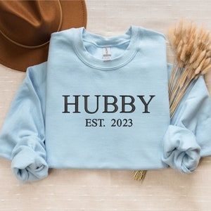 Mein Mann bestickte Sweatshirt, Wifey Sweatshirt Hochzeitsgeschenk, Hochzeitssweat, Mann und Frau Geschenk, passendes paar Sweatshirt