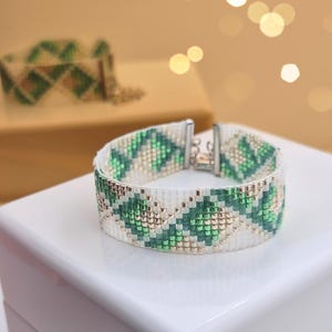 Miyuki Delica Seed Bead Loom Bracelet Pattern: Silver Geometric Design (PDF Pattern