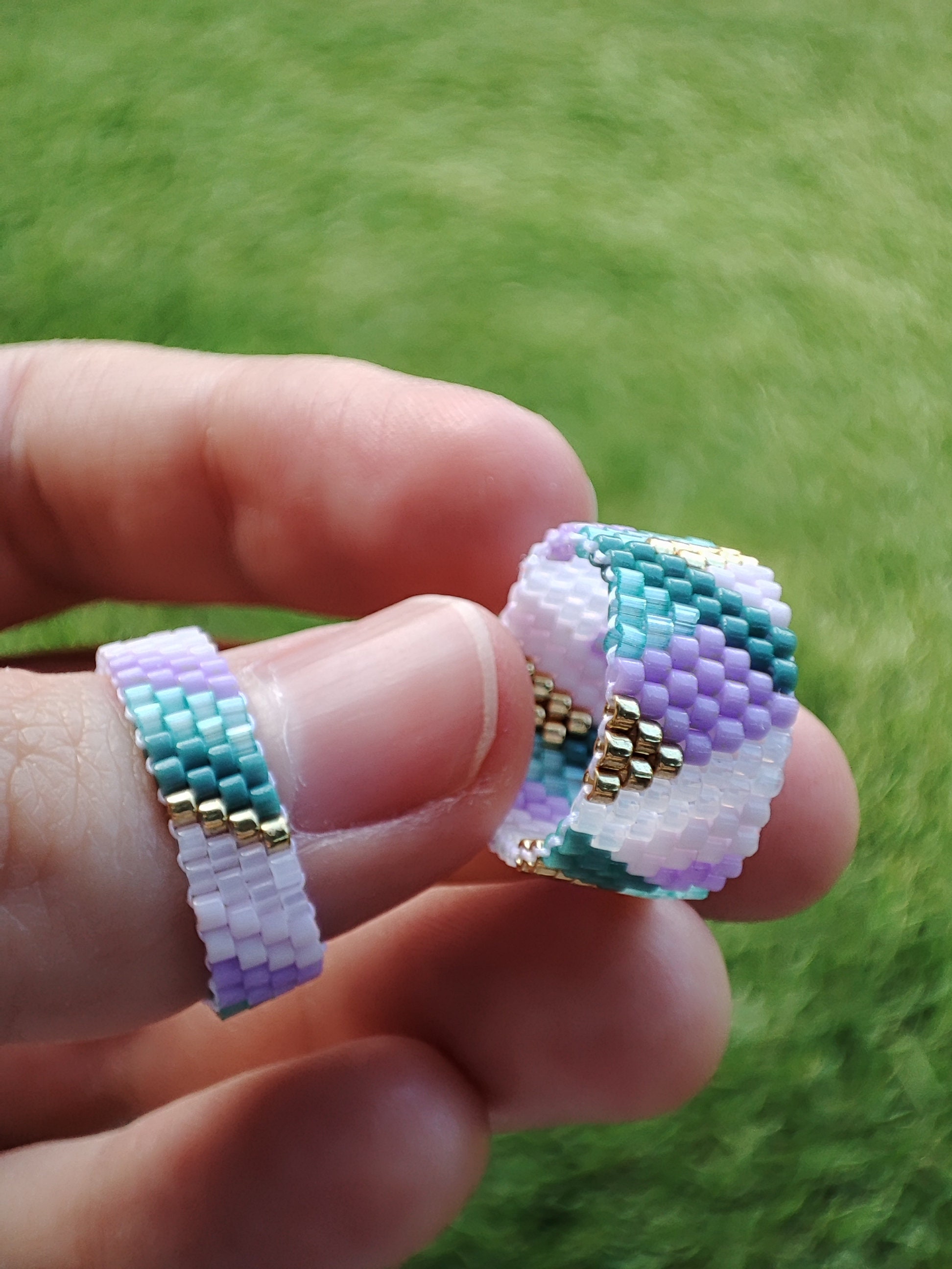 Two Peyote Bead Ring Patterns odd and Even Count, Miyuki Ring Beading