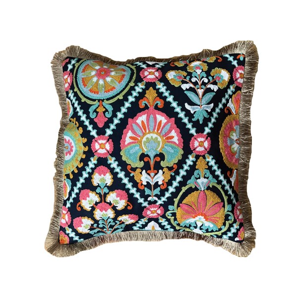 Bonbon Ethno Kissenbezug mit liebevoller Boho Stickerei, Dunkelmarine mit Quaste, 45cmx45cm