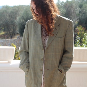 VINTAGE GREEN BLAZER /// Vintage Blazer with sartorial tailored design, Unisex blazer, Fall Jacket great for layering image 4