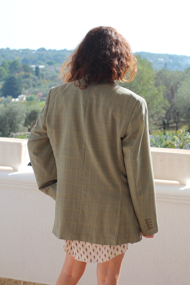 VINTAGE GREEN BLAZER /// Vintage Blazer with sartorial tailored design, Unisex blazer, Fall Jacket great for layering image 9