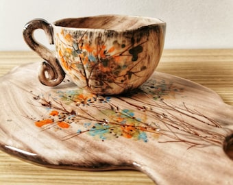Taza de cerámica con estampado de flores hecha a mano con flores reales en platillo de cerámica, hecha a mano