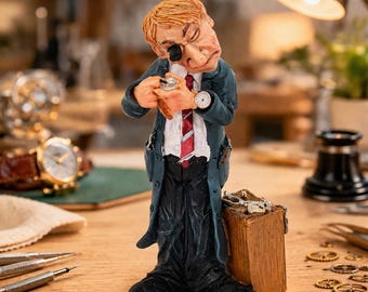Figura humorística de joyero/relojero en resina: idea de regalo profesional, decoración de escritorio original, estatuilla artesanal.