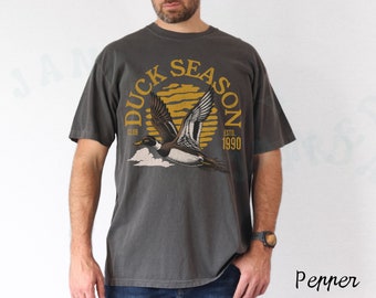 Duck Hunting Wildlife T-shirt Men's Comfort Colors Rustic Sportsman's Tee Vintage Style Hunter Gear Gift For Dad And Husband Nature Lover