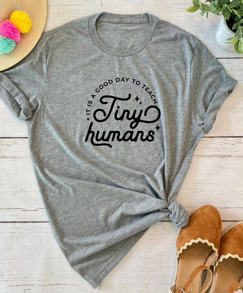 Yimoya Funny Giraffe Shirt – Cute Valentines Graphic Tee For Women, Soft Casual T-Shirt