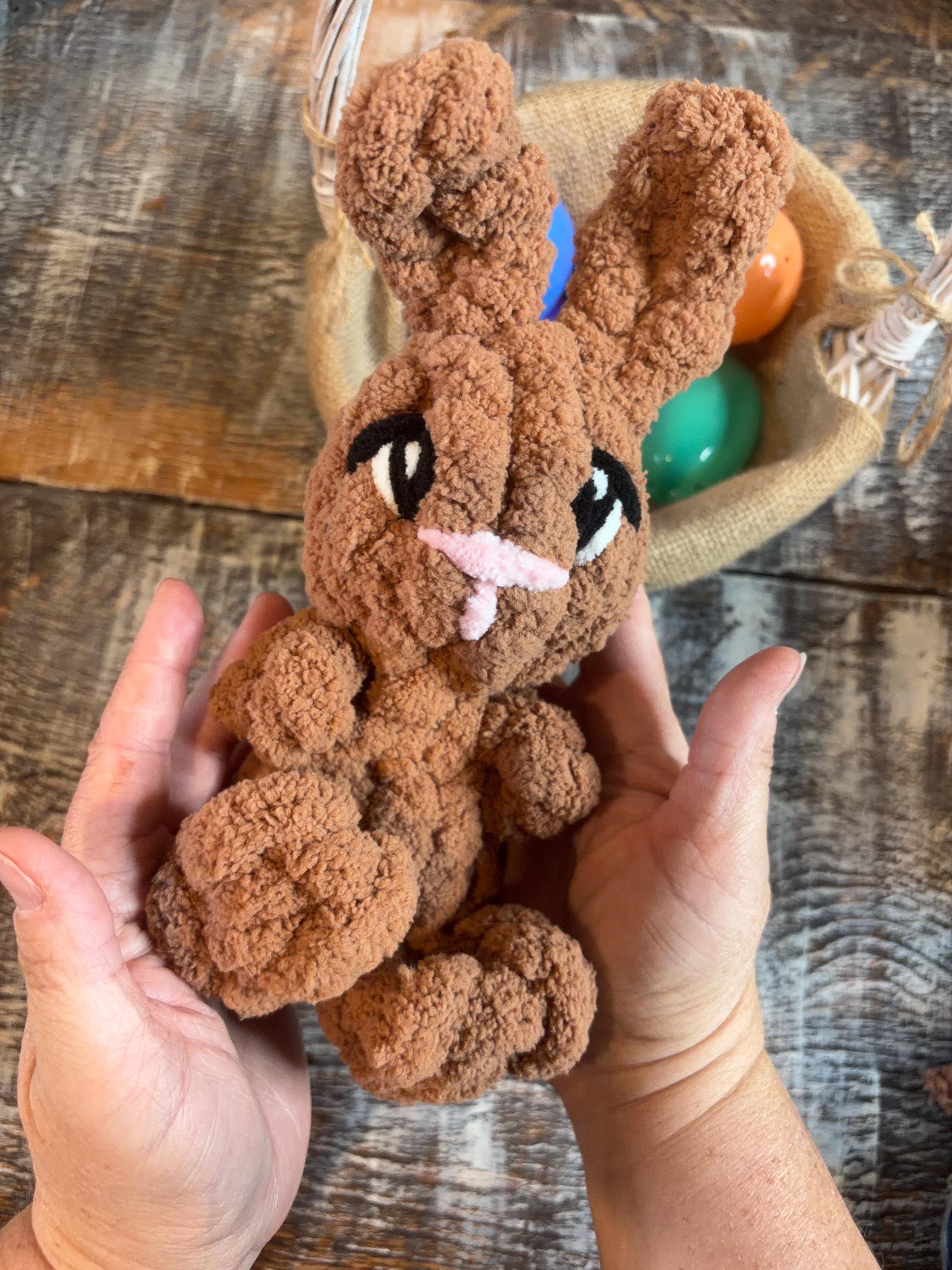 Coniglietto di peluche lavorato a maglia fatto a mano: vestiti rimovibili, 11,4 pollici - Italia
