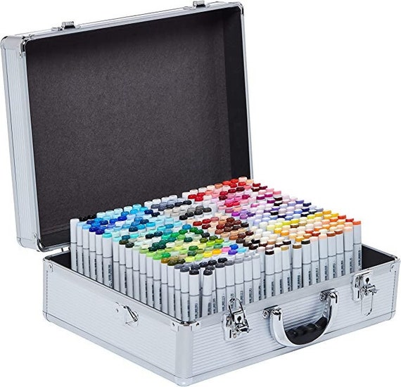 Ensemble de valises Copic Sketch TOUS les 358 marqueurs à alcool de  couleurs RRP-3499.99 -  Canada