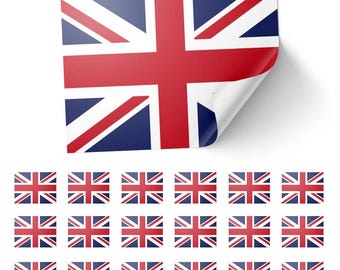 Könnte beinhalten: Eine Sammlung von Aufklebern mit dem Union Jack, der Flagge des Vereinigten Königreichs. Die Aufkleber sind rechteckig mit einem roten Kreuz und diagonalen Streifen auf blauem Grund. Ein Aufkleber hat eine abgezogene Ecke.