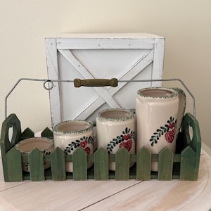 Vintage Farmhouse Ceramic Measuring Cups Set with Wooden Picket Fence Tray | Rustic 1980s Spongeware and Heart Country Decor | Free Shipping