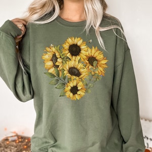 Sun Flower Sweatshirt, Sunflower Gifts, Gifts for Women, Sunflower Shirt, Sunflower Shirt Design, Flower Sweatshirt, Womens Sweatshirt