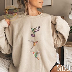 Hummingbird Crewneck, Hummingbird Sweatshirt, Bird Sweatshirt, Hummingbird Shirt, Gift for Women, Hummingbird Clothing, Bird Lover Gift