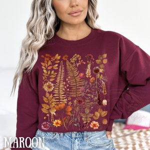 Floral and Botanical Sweater, Wildflower Sweatshirt, Cute Flower Sweater, Womens Floral Shirt, Botanical Gift for Her, Boho Floral Clothing