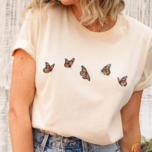 Monarch Butterfly Shirt, Vintage Butterfly Shirt, Girls Butterfly Shirt, Cute Butterfly Shirt, Boho Butterfly Shirt, Ladies Shirt, Gifts