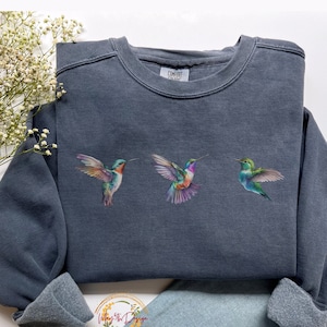 Hummingbird Sweatshirt, Floral Hummingbird Shirt, Hummingbird Shirt, Hummingbird Clothing, Crewneck, Sweater, Cottagecore Clothing Gifts