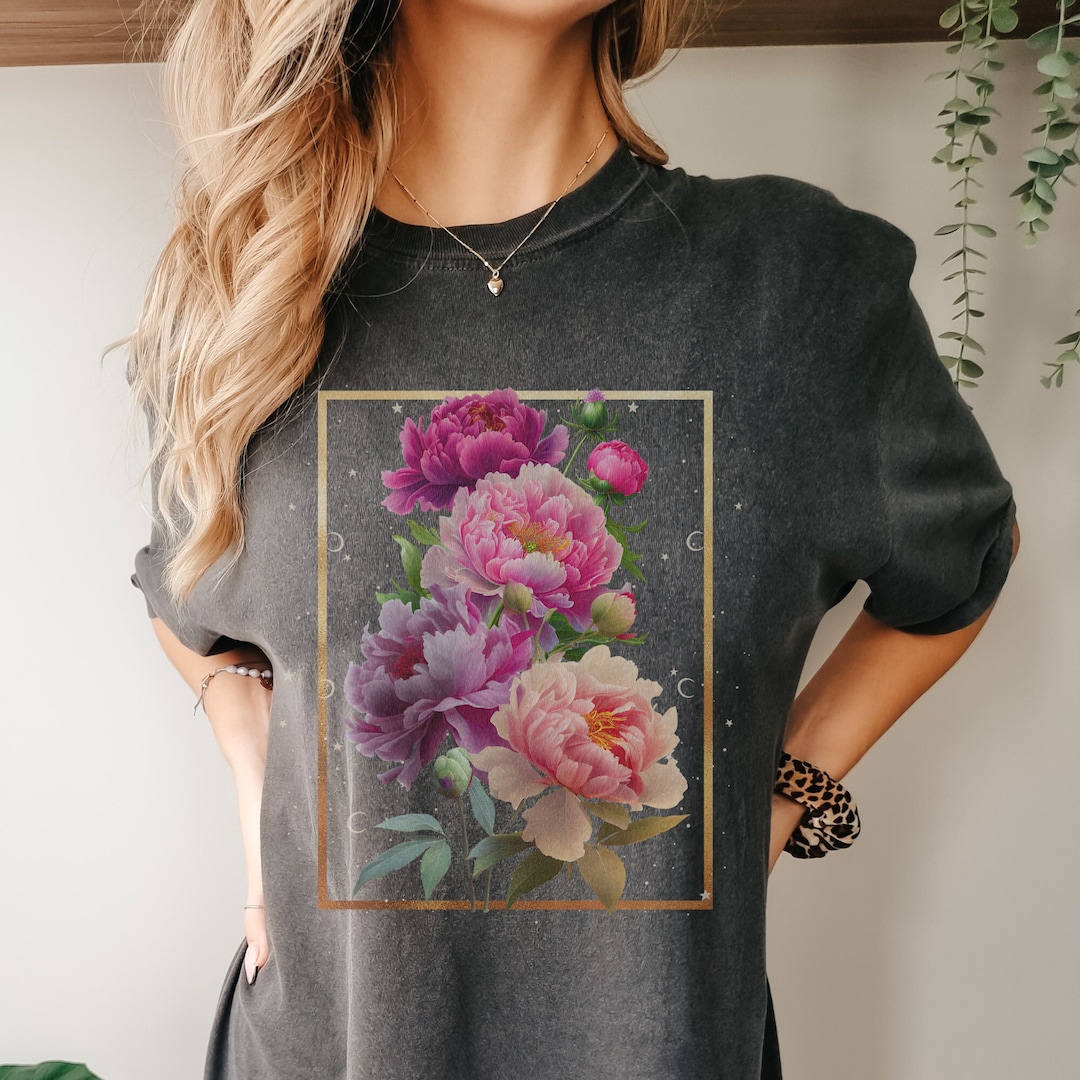 outfit con camisa de flores mujer