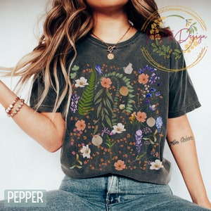 Botanical T shirt, Vintage Botanical Shirt, Wildflowers Shirts, Gardening Floral t shirt, Boho Shirt, Floral tshirt, Bohemian Garden Shirt