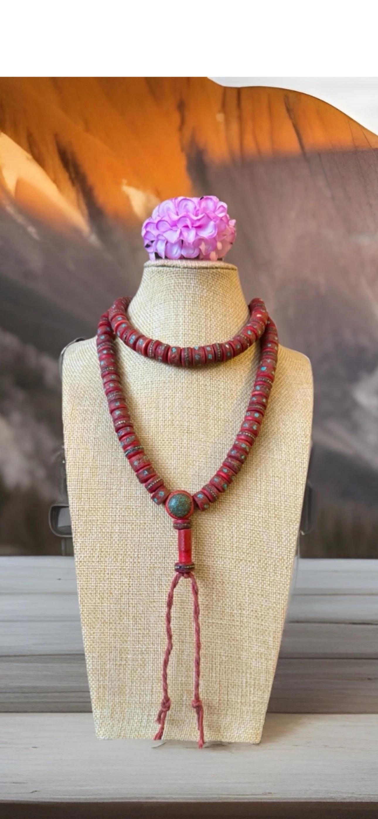 ヴィンテージ＆ハンドメイド 108 赤みがかった色のチベットヤクの骨と 