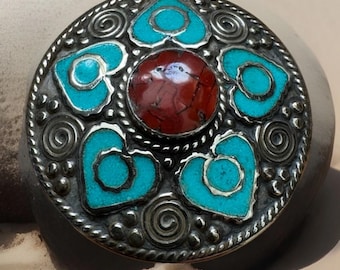 Pendentif ethnique, breloque bohème tribal, collier fleuri