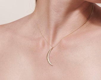 Rose Gold Crescent Moon Necklace / 14k Gold Minimalist Celestial Necklace for Women / Lunar Necklace Women / Jewelry Gift Girlfriend