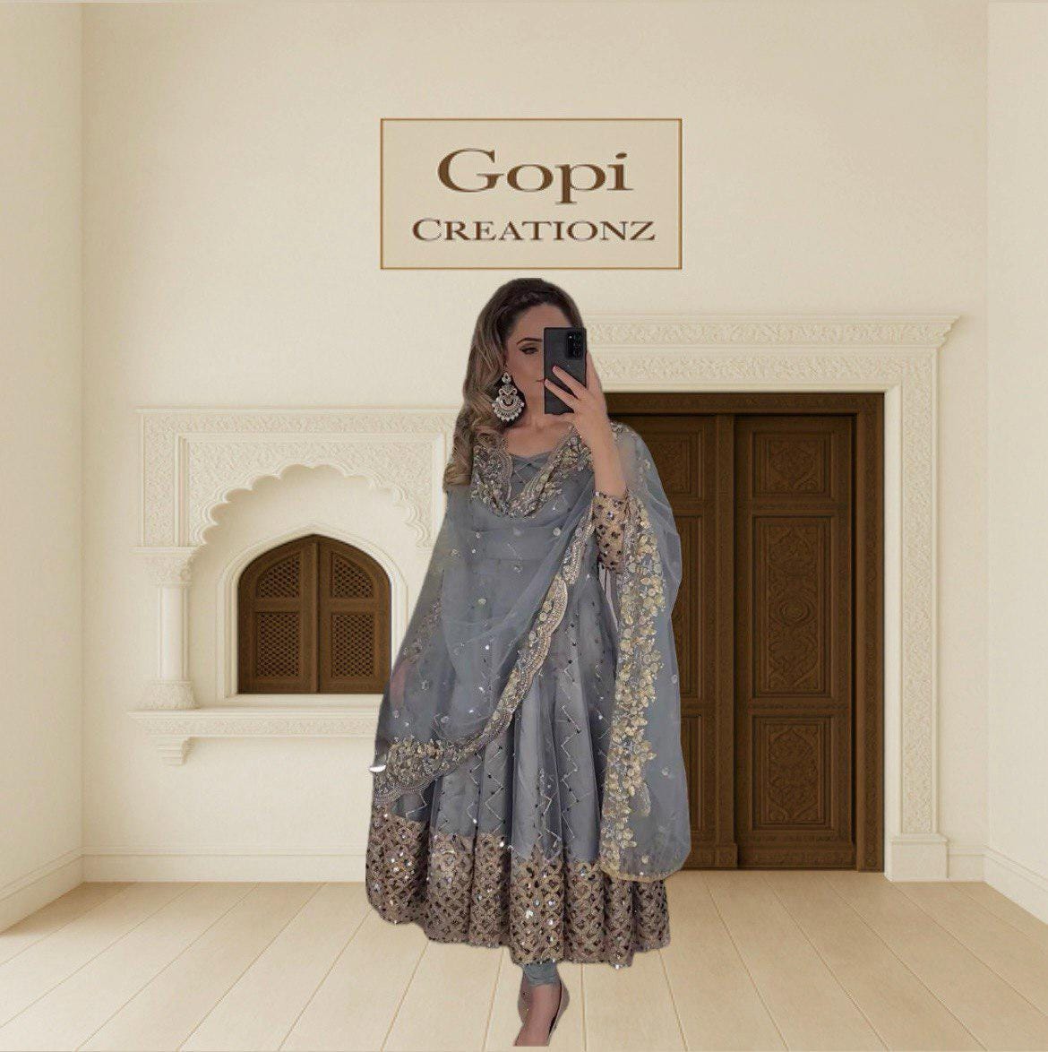 Grauer Spiegel Anarkali Anzug: Besticktes Indisches Hochzeitskleid