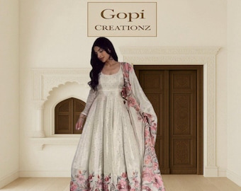 Weiß Arbeit Anarkali Kleid: Indisches Brautkleid