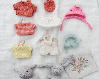 Accessories for small knitted toys - Knitting Pattern Booklet