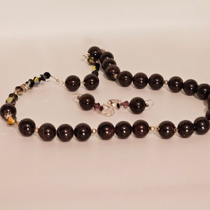Velvet Spheres Genuine Garnet Jewelry Set with Necklace and Earrings (105 carats)