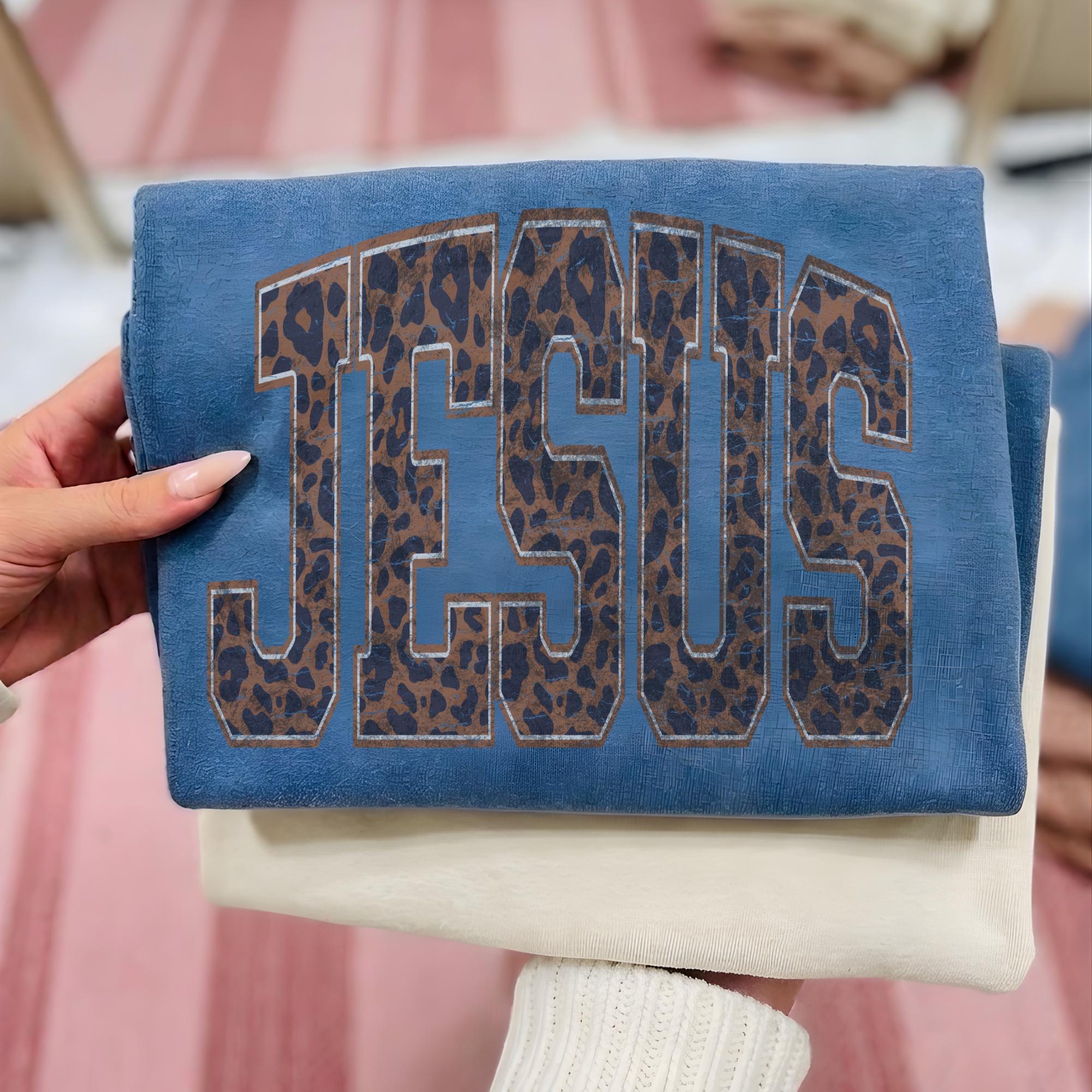 Leopard Jesus Shirt Christian Graphic Tee Comfort Colors Oversized Tshirt Trendy Faith Based Apparel Vintage Religious Shirt for Women